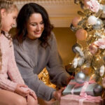 15 Kado Natal 2025 Anak: Aman, Edukatif, dan Penuh Makna