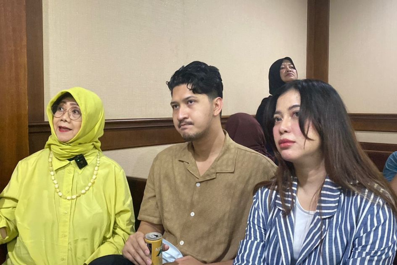 Aditya Zoni Ungkap Alasan Tak Beri Tahu Anak Ammar Zoni Soal Kasus Ayah Mereka Aditya Zoni Ungkap Alasan Tak Beri Tahu Anak Ammar Zoni Soal Kasus Ayah Mereka