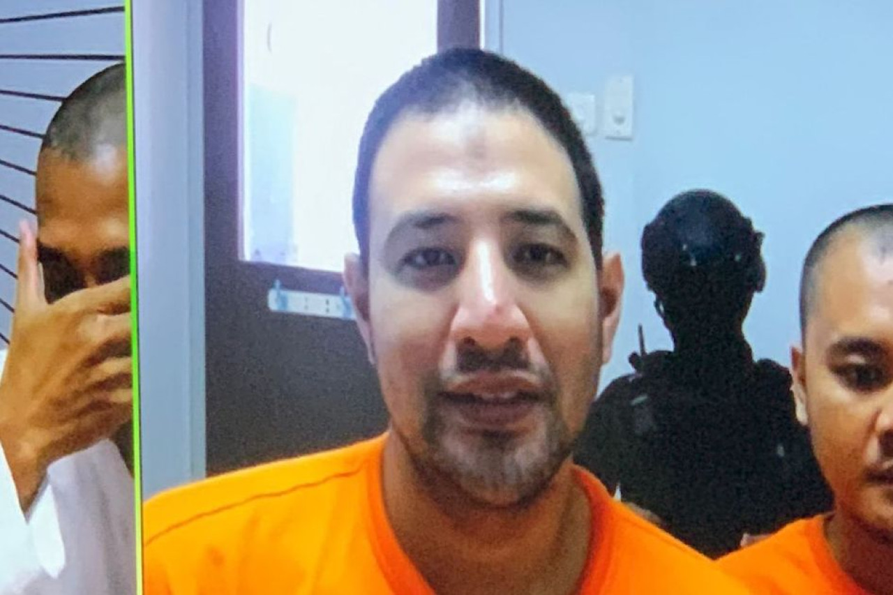 Ammar Zoni Dipindahkan dari Nusakambangan ke Rutan Jakarta untuk Sidang Ammar Zoni Dipindahkan dari Nusakambangan ke Rutan Jakarta untuk Sidang