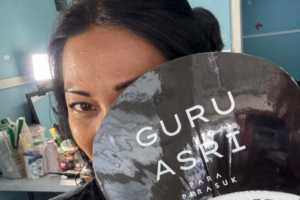 Anggun C Sasmi Akui Sempat Abaikan Tawaran Wregas untuk Film “Para Perasuk”