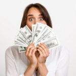 Mimpi Berutang: Cerminan Kecemasan Finansial hingga Pesan Hubungan