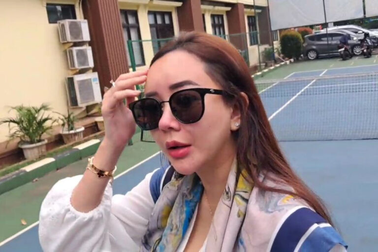 Hidung Makin Mancung, Aura Kasih Bantah Operasi Plastik: Demi Allah, Ini Asli!