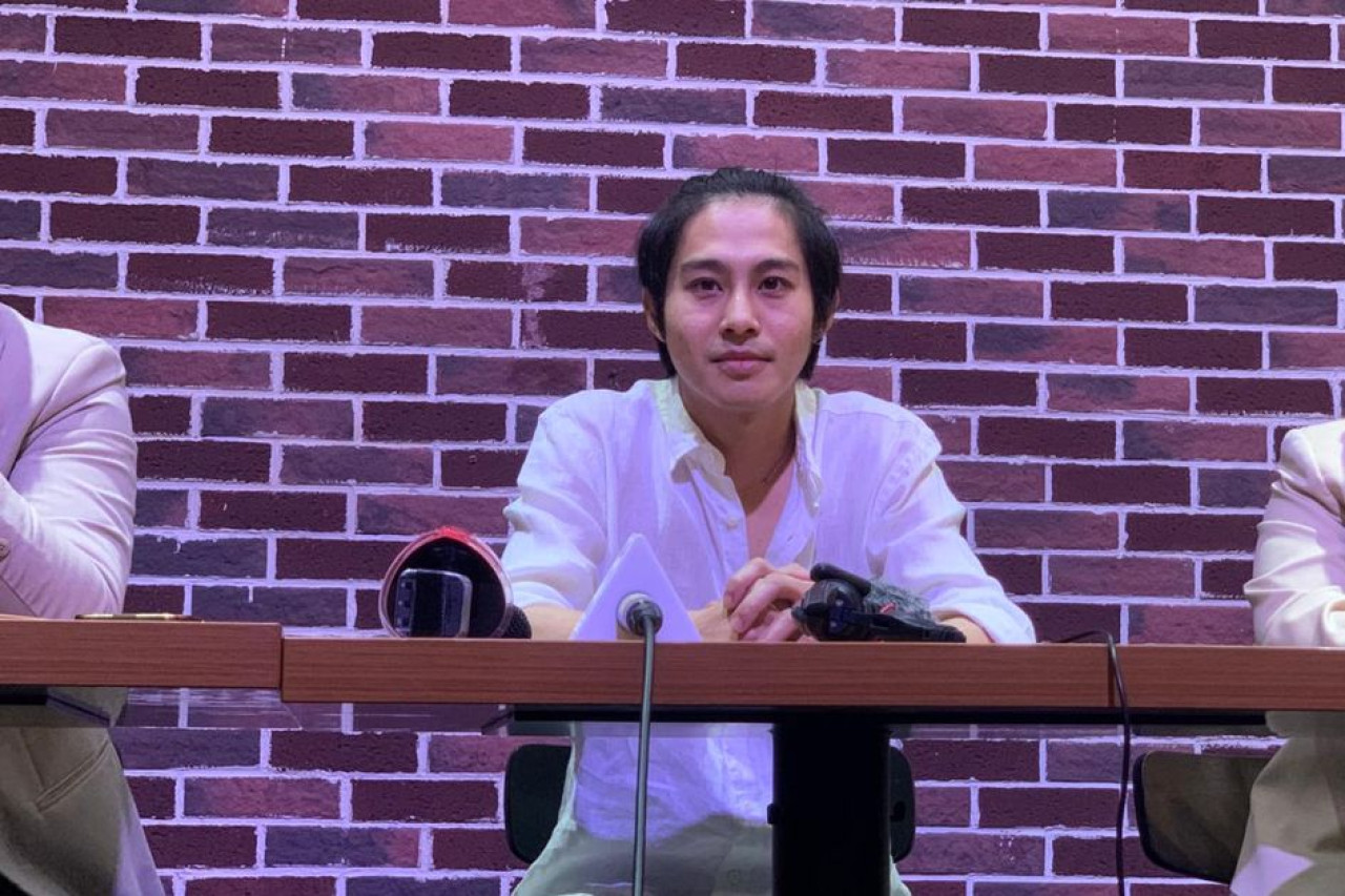 DJ Panda di kawasan Semanggi, Jakarta Selatan, Selasa (16/12/2025).