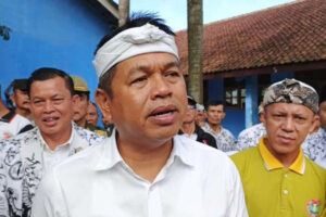 Dedi Mulyadi hentikan izin pembangunan perumahan di Jawa Barat, terungkap alasan di baliknya.