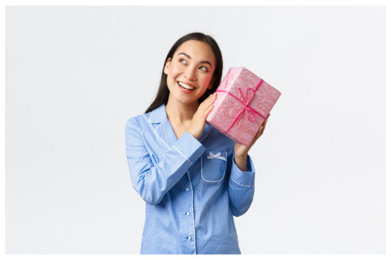 14 Ide Kado Natal di Bawah Rp 50 Ribu: Unik dan Berkesan untuk Semua Usia 14 Ide Kado Natal di Bawah Rp 50 Ribu: Unik dan Berkesan untuk Semua Usia