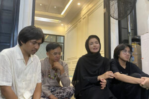 Makam Epy Kusnandar Masih Basah, Istri Kecewa Ada yang ‘Cari Panggung’