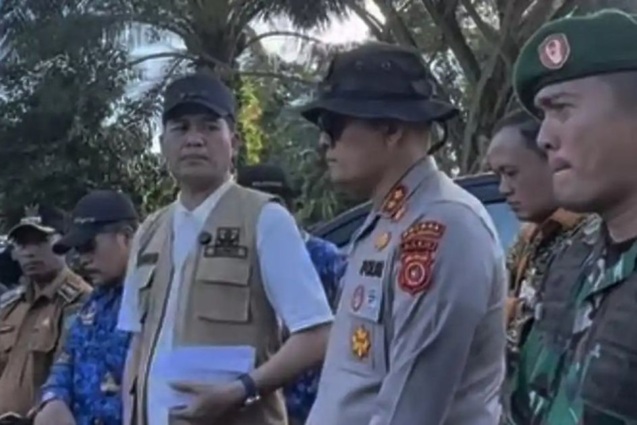 Bupati Aceh Selatan Umrah Saat Bencana, Mendagri Tito Karnavian Beri Sanksi Tegas Bupati Aceh Selatan Umrah Saat Bencana, Mendagri Tito Karnavian Beri Sanksi Tegas