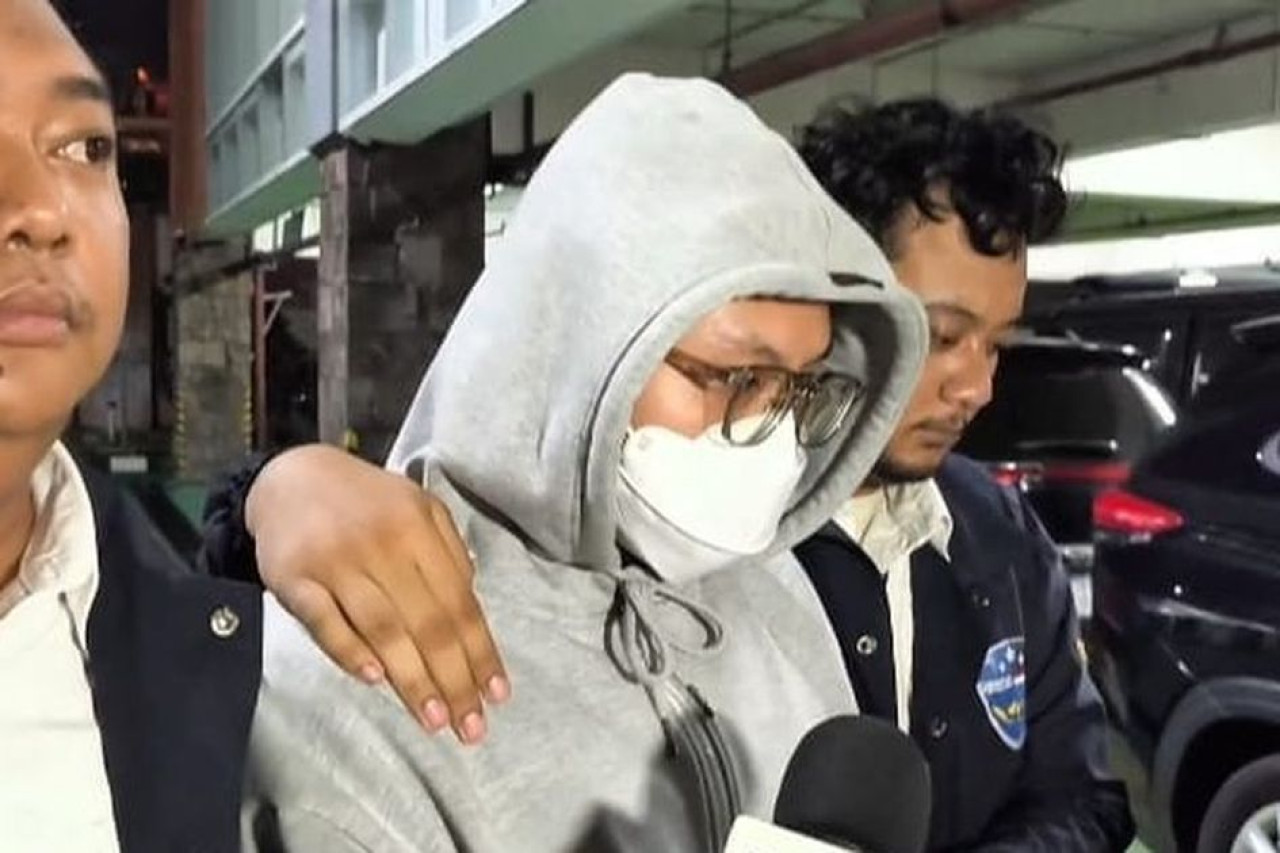 Kronologi penangkapan Resbob, YouTuber yang hina viking dan suku Sunda, sempat jadi buron polisi dari Jakarta hingga Pasuruan.