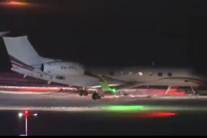 Pesawat Jet Pribadi Berisi 6 WNI Kecelakaan di Jepang, Landasan Pacu Bandara Ditutup