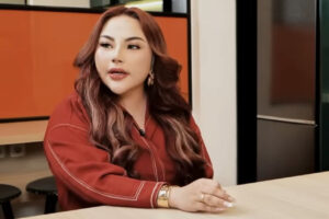 Lisa Mariana memberi dukungan kepada Atalia Praratya usai gugat cerai Ridwan Kamil.