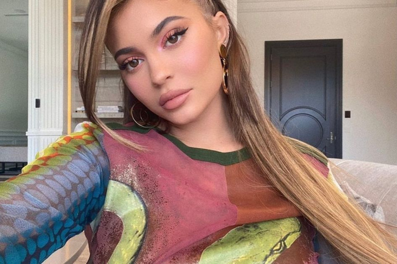 Profil Kylie Jenner, anggota keluarga Kardashian yang kini melejit jadi miliarder muda dan selebritas terkenal