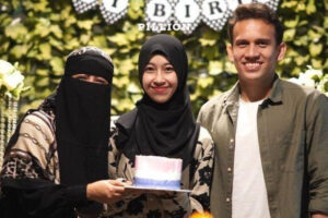 Adiba Khanza Melahirkan Anak Pertama, Umi Pipik Kini Berstatus Nenek