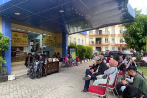 Keluarga Korban Kebakaran Gedung Terra Drone Padati RS Polri, Menanti Identifikasi Jenazah