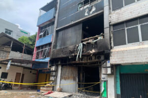 Gedung Terra Drone Dipasangi Garis Polisi, Bau Asap Masih Tercium Pasca Kebakaran
