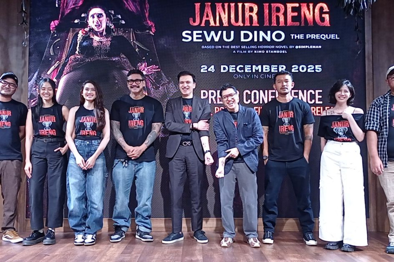 Tora Sudiro “Main Dekat” dengan Psikopat di Film Horor Perdana “Janur Ireng”