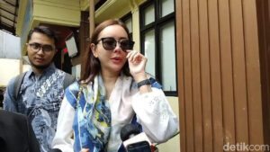 Aura Kasih Urus Perwalian Anak di PA Jaksel, Demi Kemudahan Administrasi