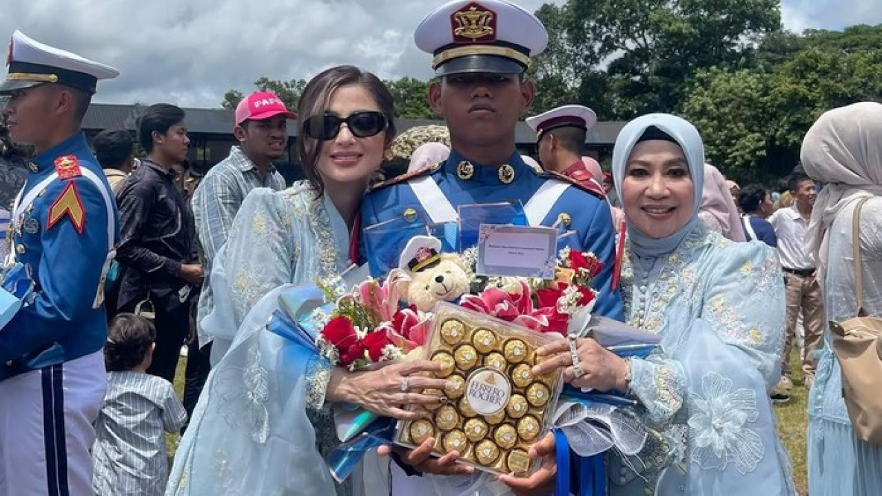 Anak Masuk Akmil, Dewi Perssik Terharu Dengar Pesan Gabriel