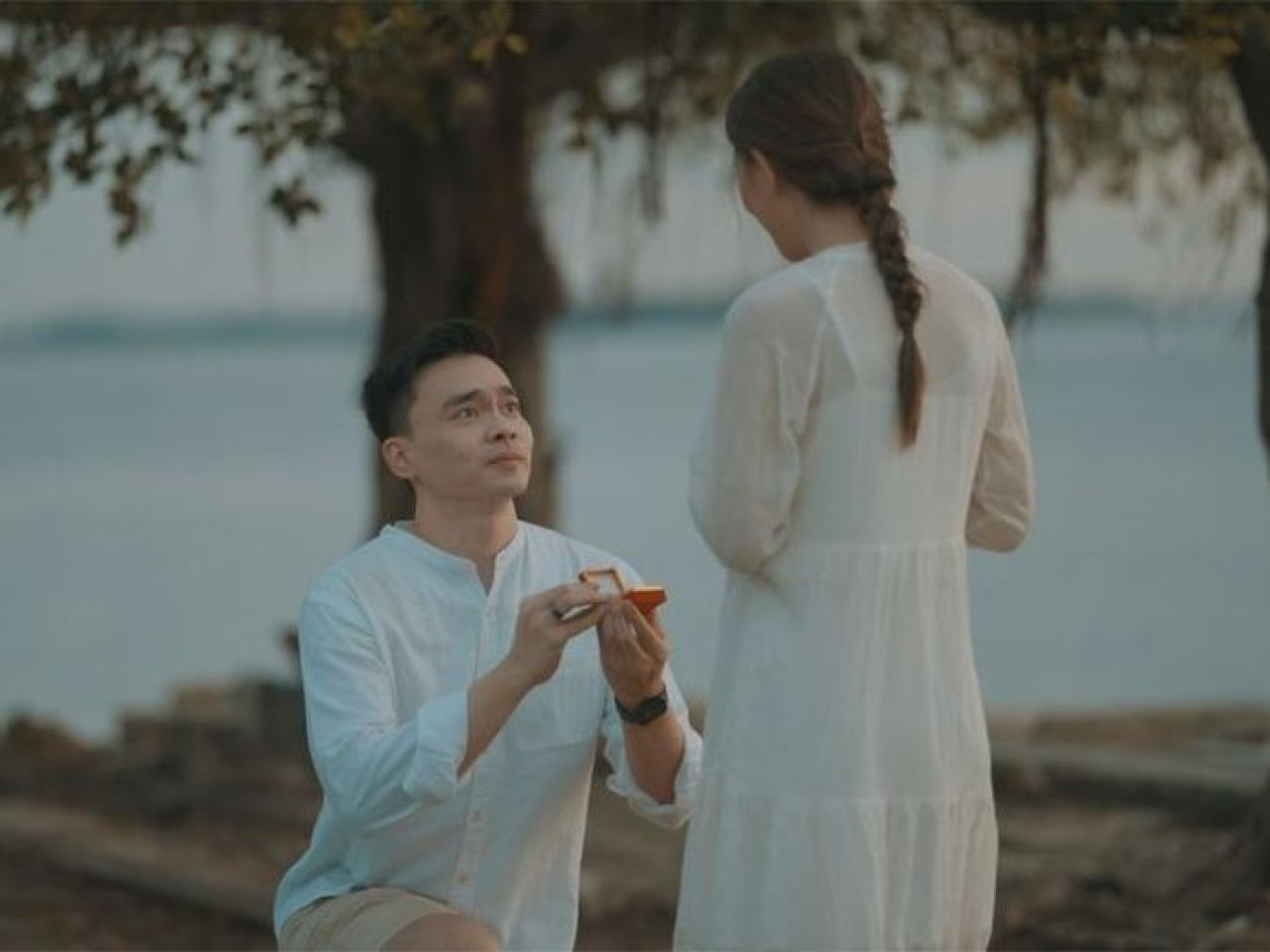 2 Tahun Pacaran, Evelina Tan Bagikan Momen Dilamar Ivan Kabul. (Foto: dok Instagram evelinatan73)