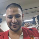 Ammar Zoni Hadir di Sidang Perdana Kasus Narkoba, Irit Bicara: “Doain Saja Ya”