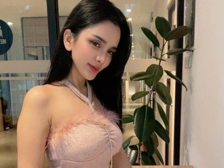 Nabila Gwyn Girang Debut Akting di Serial ‘Sugar Baby’ Bersama Davina Karamoy Nabila Gwyn Girang Debut Akting di Serial ‘Sugar Baby’ Bersama Davina Karamoy