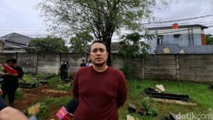 Gilang Dirga Kenang Ayah: Laki-laki Hebat yang Tak Mau Terlihat Lemah Melawan Sakit Jantung