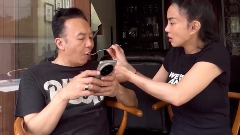 Ade Tya Bantah Cari Sensasi di Tengah Kisruh Ari Lasso dan Dearly Joshua Ade Tya Bantah Cari Sensasi di Tengah Kisruh Ari Lasso dan Dearly Joshua