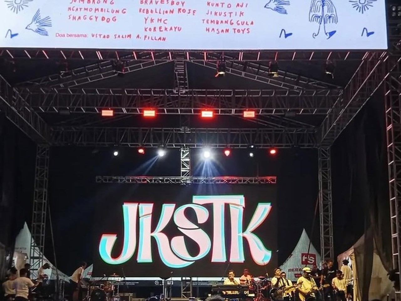 Jikustik dan 14 Musisi Yogya Gelar Konser Amal ‘Jogja Hanyengkuyung Sumatera’