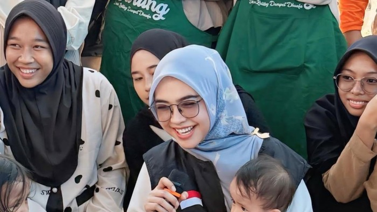 Ria Ricis Fokus Trauma Healing Anak Korban Banjir Sumut, Hindari Pertanyaan Pemicu Luka