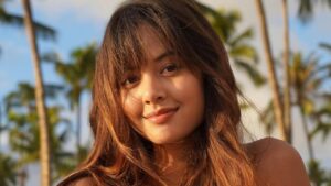 Aurelie Moeremans Rilis Buku Digital ‘Broken Strings’, Ungkap Trauma Masa Remaja