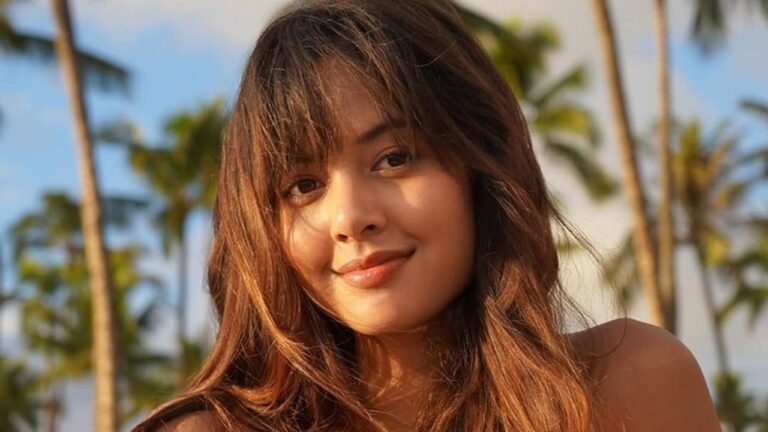 Aurelie Moeremans Rilis Buku Digital ‘Broken Strings’, Ungkap Trauma Masa Remaja