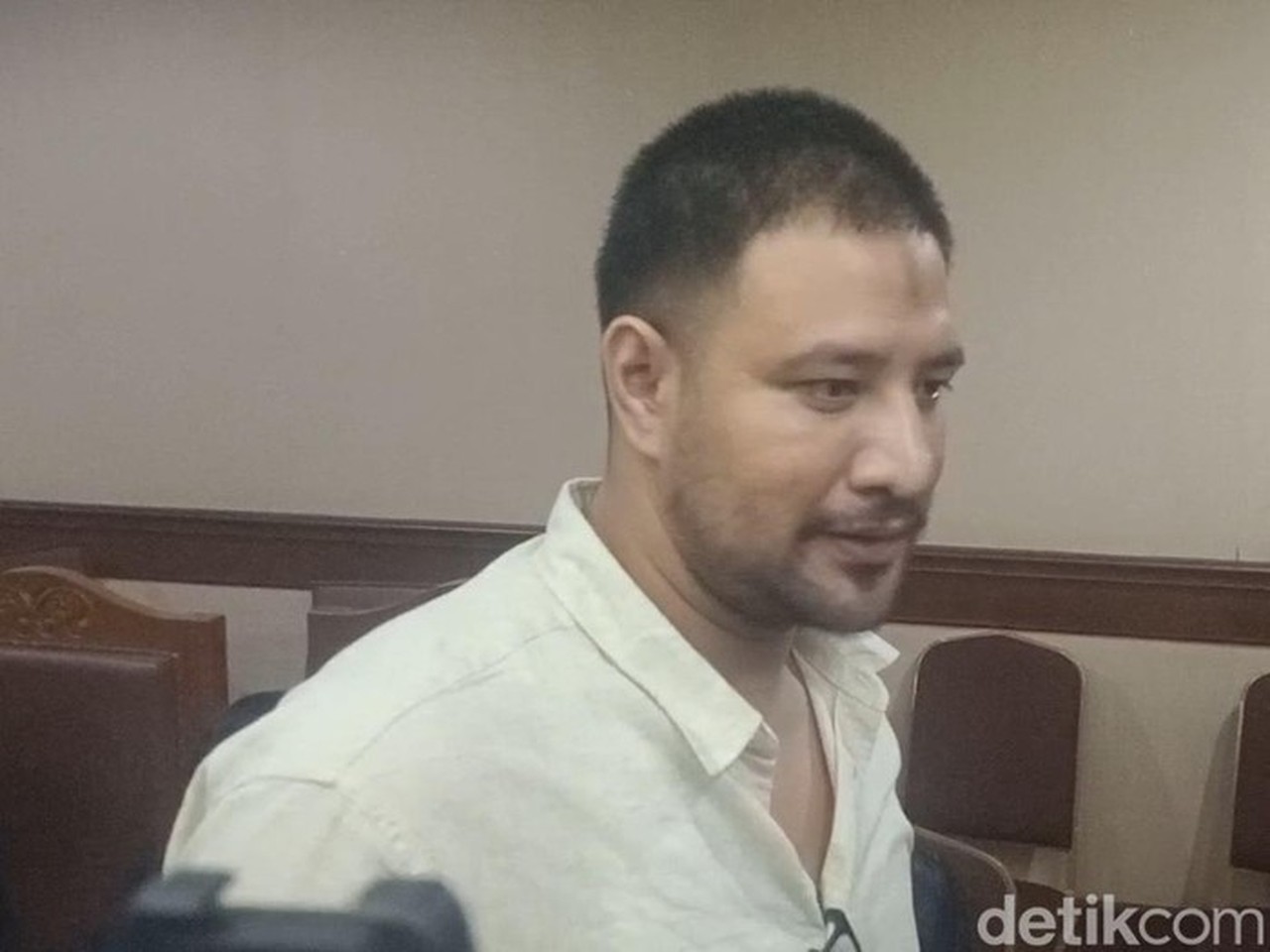 Kondisi Ammar Zoni Terungkap: Dokter Kamelia Ungkap Sang Aktor Masih Berjuang Melawan Kecanduan Narkoba