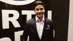 Adly Fairuz Diterpa Badai Masalah Hukum: Perceraian, Dugaan Penipuan, hingga Gugatan Rp 5 Miliar