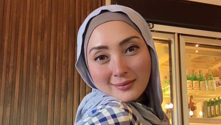 Della Puspita Buka Pintu Maaf untuk Suami, Akui Belum Pastikan Arah Pernikahan