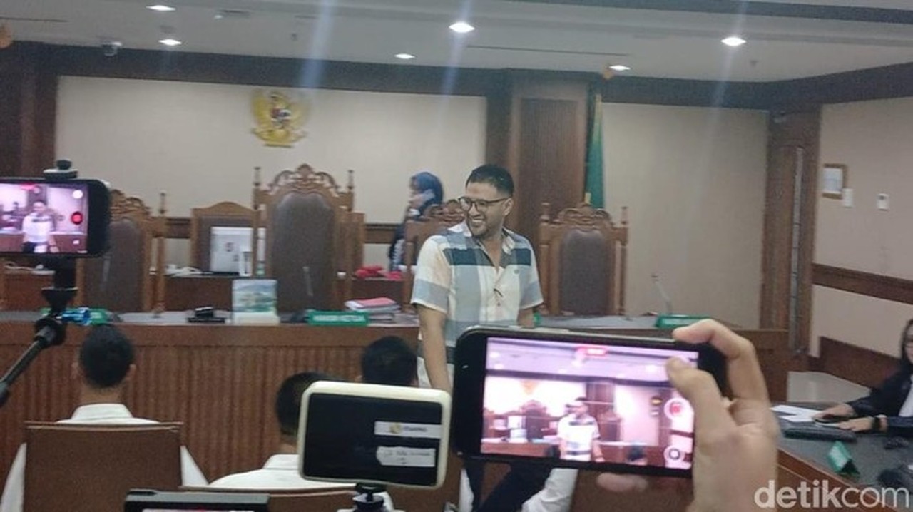 Ammar Zoni Hadirkan Dua Saksi Meringankan di Sidang Kasus Narkoba, Minta Doa Terbaik