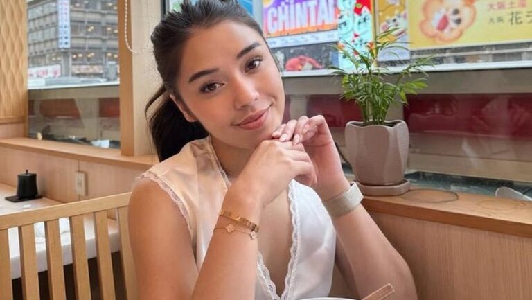 Selebgram Lula Lahfah Ditemukan Meninggal di Apartemen Jakarta Selatan dalam Usia 26 Tahun Selebgram Lula Lahfah Ditemukan Meninggal di Apartemen Jakarta Selatan dalam Usia 26 Tahun