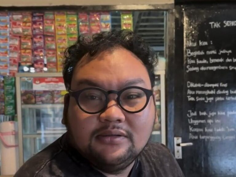 Fico Fachriza Ubah Pengalaman Kelam Judol dan Pinjol Jadi Materi Lelucon ‘Klatak’