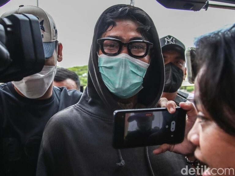 Onadio Leonardo Dikabarkan Bebas Hari Ini, Istri Unggah Pesan Haru Onadio Leonardo Dikabarkan Bebas Hari Ini, Istri Unggah Pesan Haru