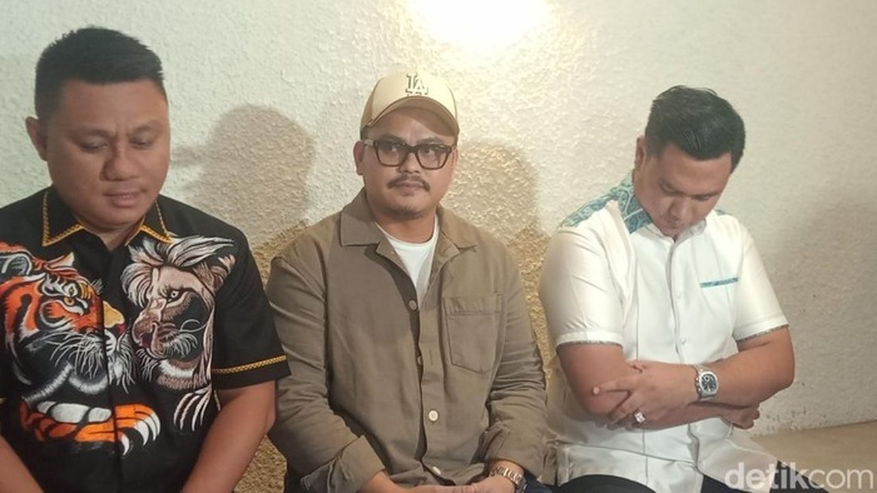 Kuasa Hukum Suami Boiyen Belum Mau Buka Suara soal Gugatan Cerai Kuasa Hukum Suami Boiyen Belum Mau Buka Suara soal Gugatan Cerai