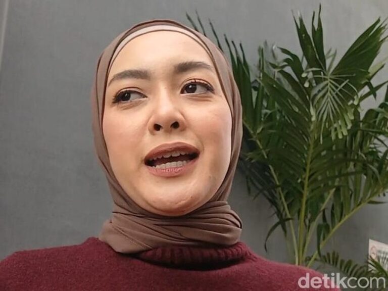 Richa Novisha Ungkap Perjuangan Ikhlas dan Kuat Tanpa Gary Iskak Demi Anak Richa Novisha Ungkap Perjuangan Ikhlas dan Kuat Tanpa Gary Iskak Demi Anak