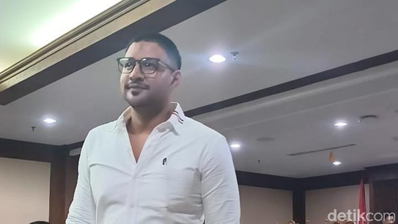 Ammar Zoni Optimistis Bebas di Sidang Perdana Kasus Narkoba Hari Ini Ammar Zoni Optimistis Bebas di Sidang Perdana Kasus Narkoba Hari Ini