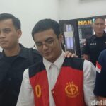 Keluarga Rutin Jenguk Vadel Badjideh di Lapas Cipinang, Bawakan Kue Buatan Ibu