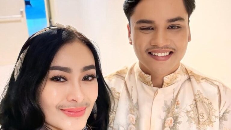 Iis Dahlia Bantah Intimidasi Ressa Rizky Terkait Kasus Denada Iis Dahlia Bantah Intimidasi Ressa Rizky Terkait Kasus Denada