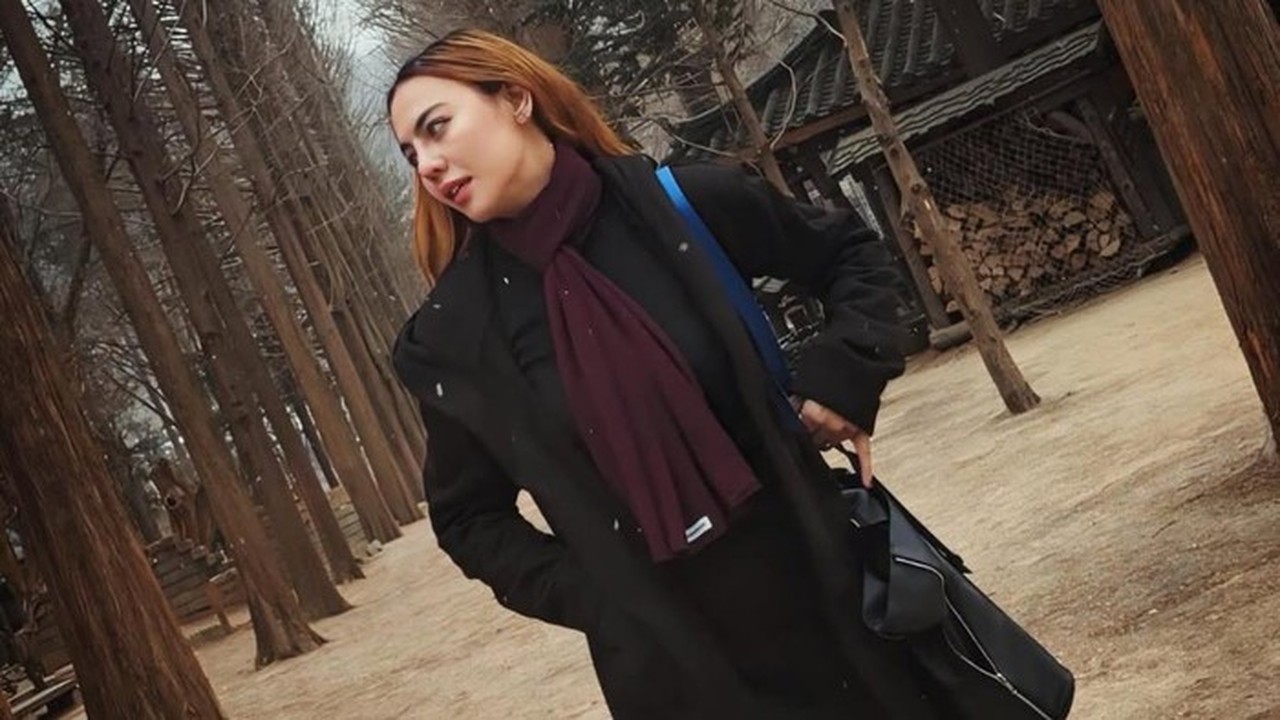 Ratu Rizky Nabila Hamil Anak Pertama, Mengaku Tak Enak Hati pada Tika Mega Lestari Ratu Rizky Nabila Hamil Anak Pertama, Mengaku Tak Enak Hati pada Tika Mega Lestari