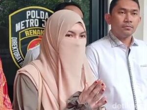 Wardatina Mawa: Maafkan Suami dan Inara Rusli Sulit, tapi Ramadan Ajarkan Memaafkan