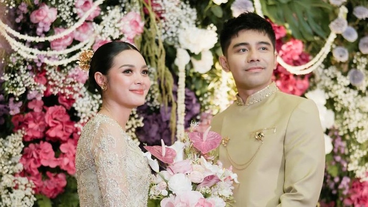 Riza Syah dan Claudia Andhara Bertunangan, Momen Haru Penuh Kejutan di Hari Valentine