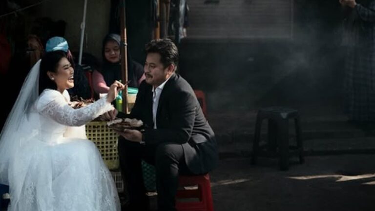 Komunikasi Retak, Boiyen Gugat Cerai Suami yang Baru Dinikahi Dua Bulan